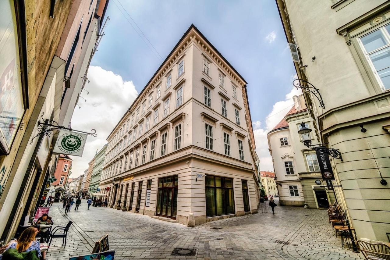 Apartment Laurinska 1 Bratislava