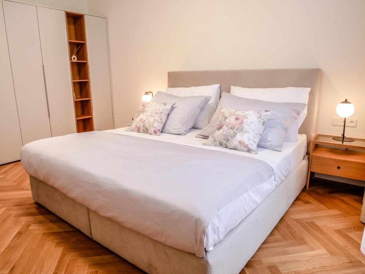 Laurinska 1 Apartment *