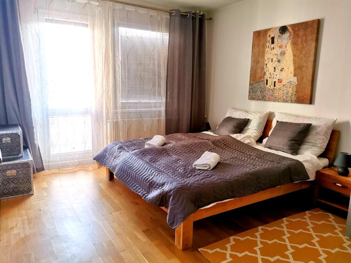 Cozyhome Retro