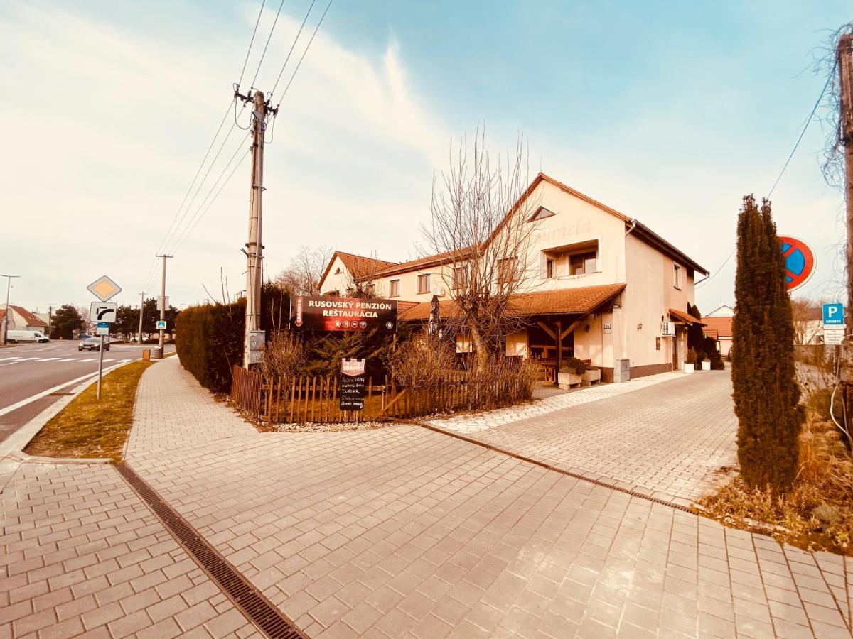 Guest house Rusovsky 2*