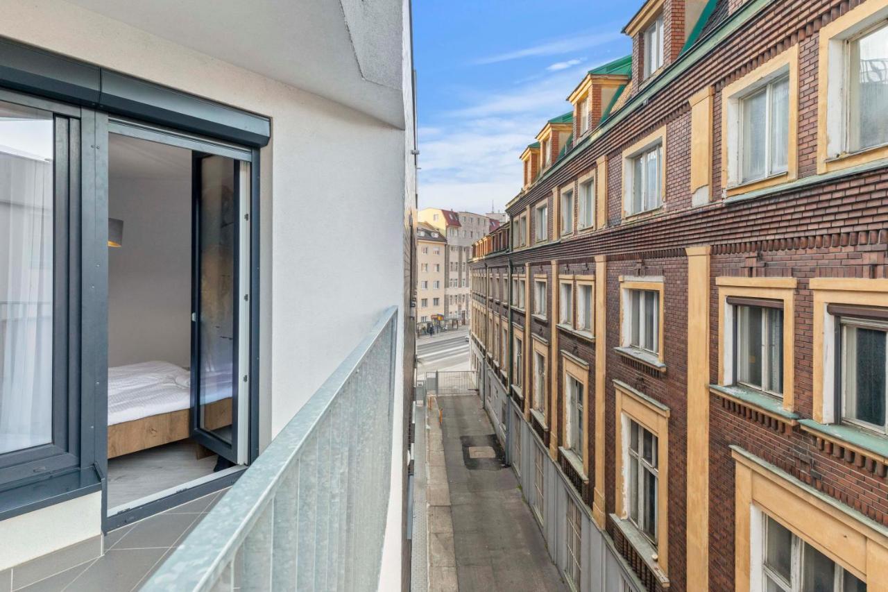 Lam Anthracite W Ac & Balcony * Bratislava