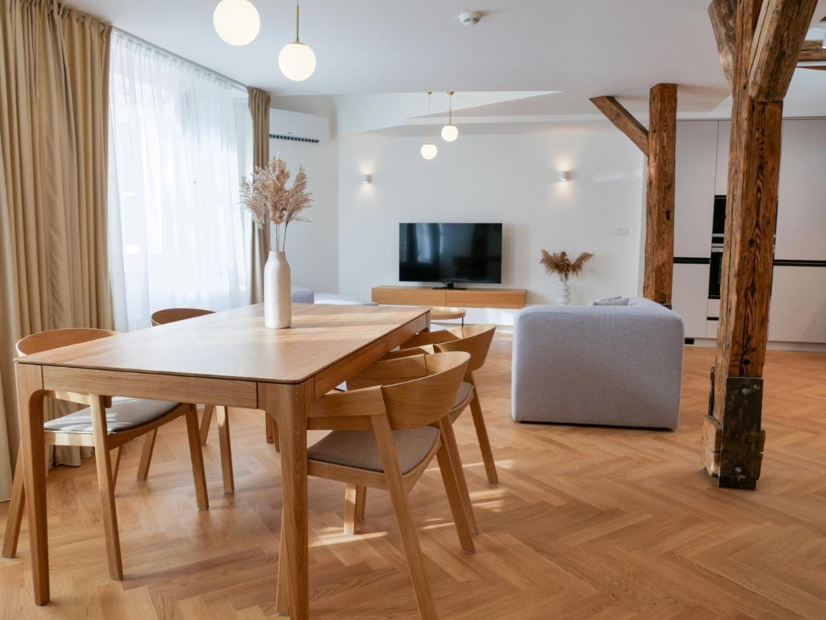 Laurinska 1 Apartment Bratislava