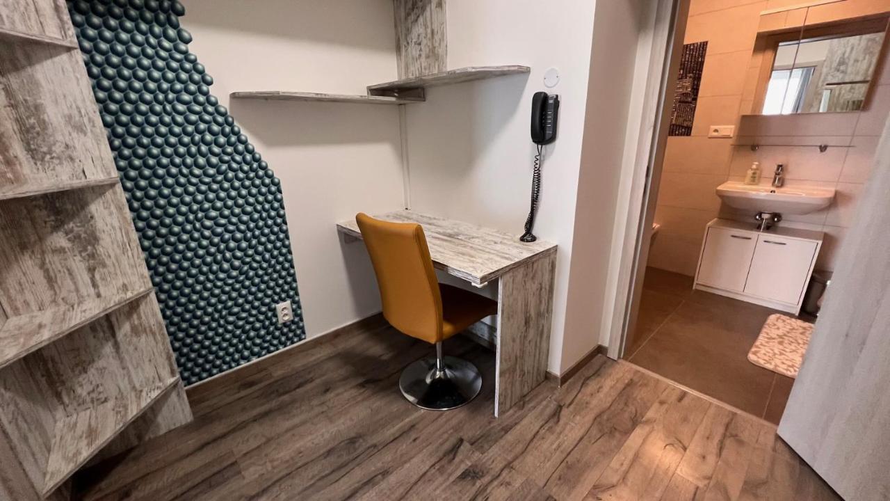 Apartment Air-conditioned, 2 With Balcony, New Building Raca *