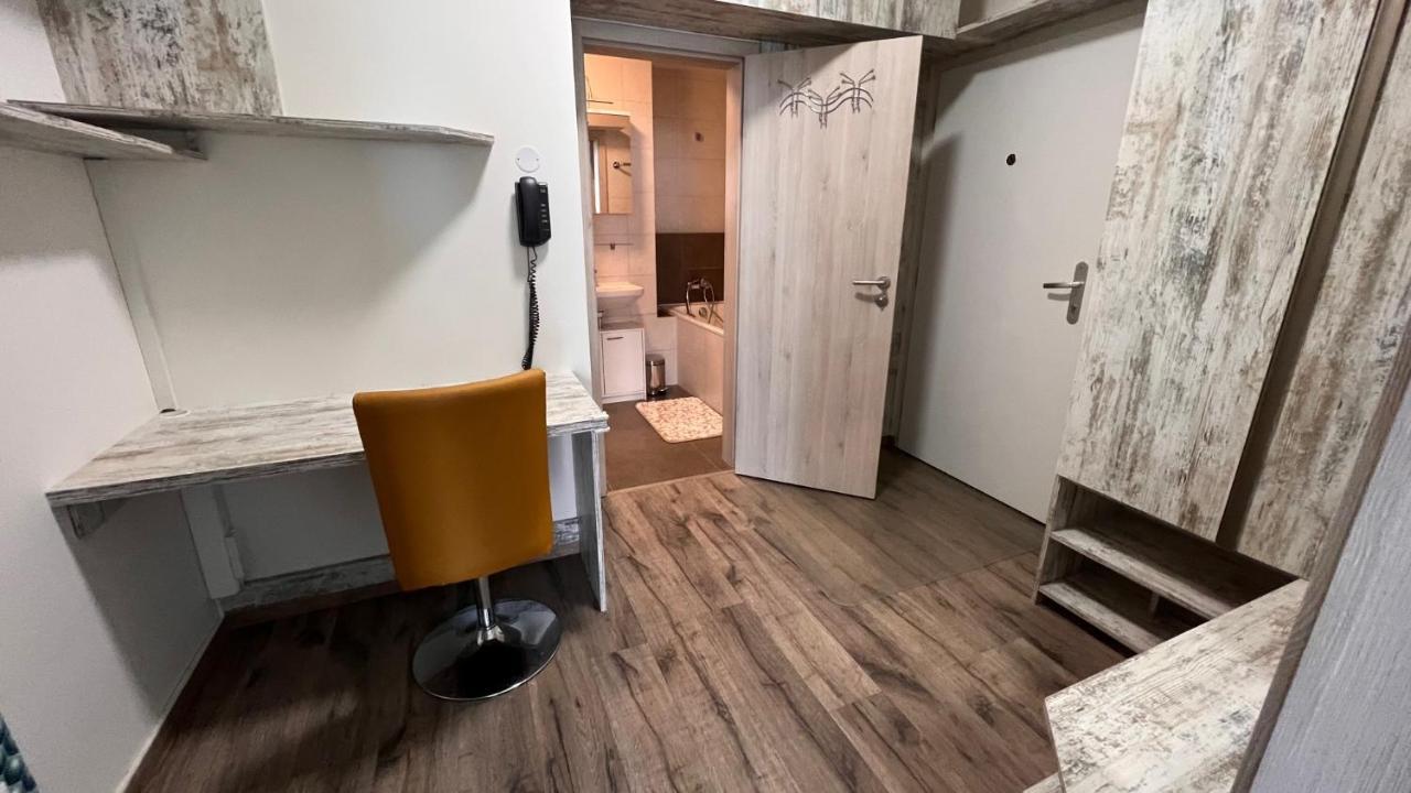 Air-conditioned, 2 With Balcony, New Building Raca Apartment Bratislava