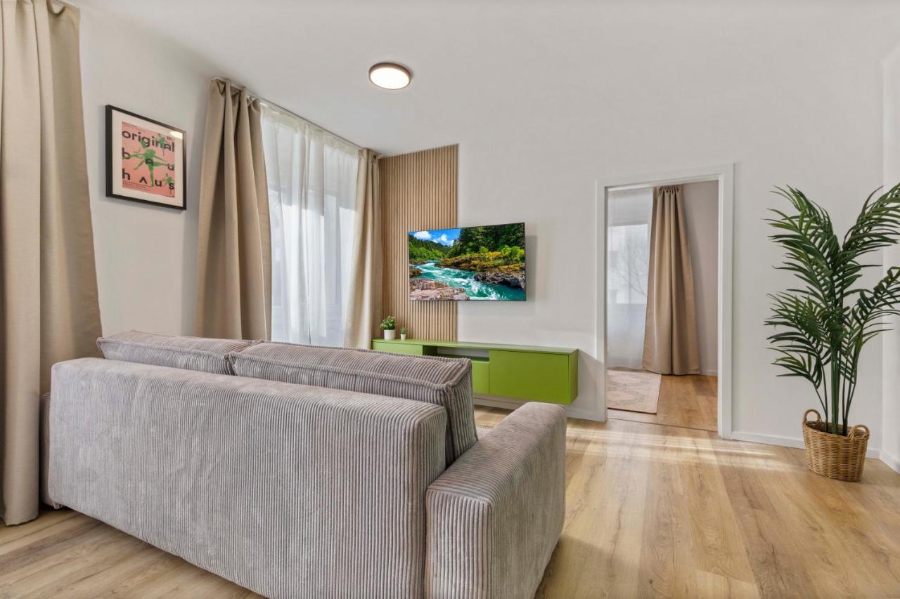 2 Bedroom Steps To Nivy Station * Bratislava