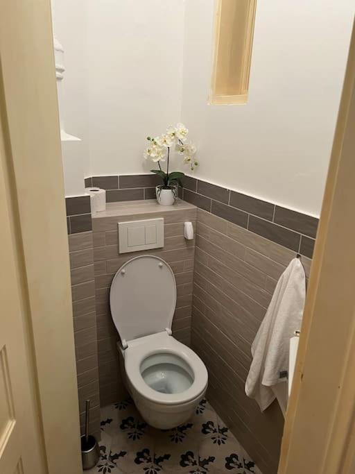 Beautiful At The Old Town Apartment *