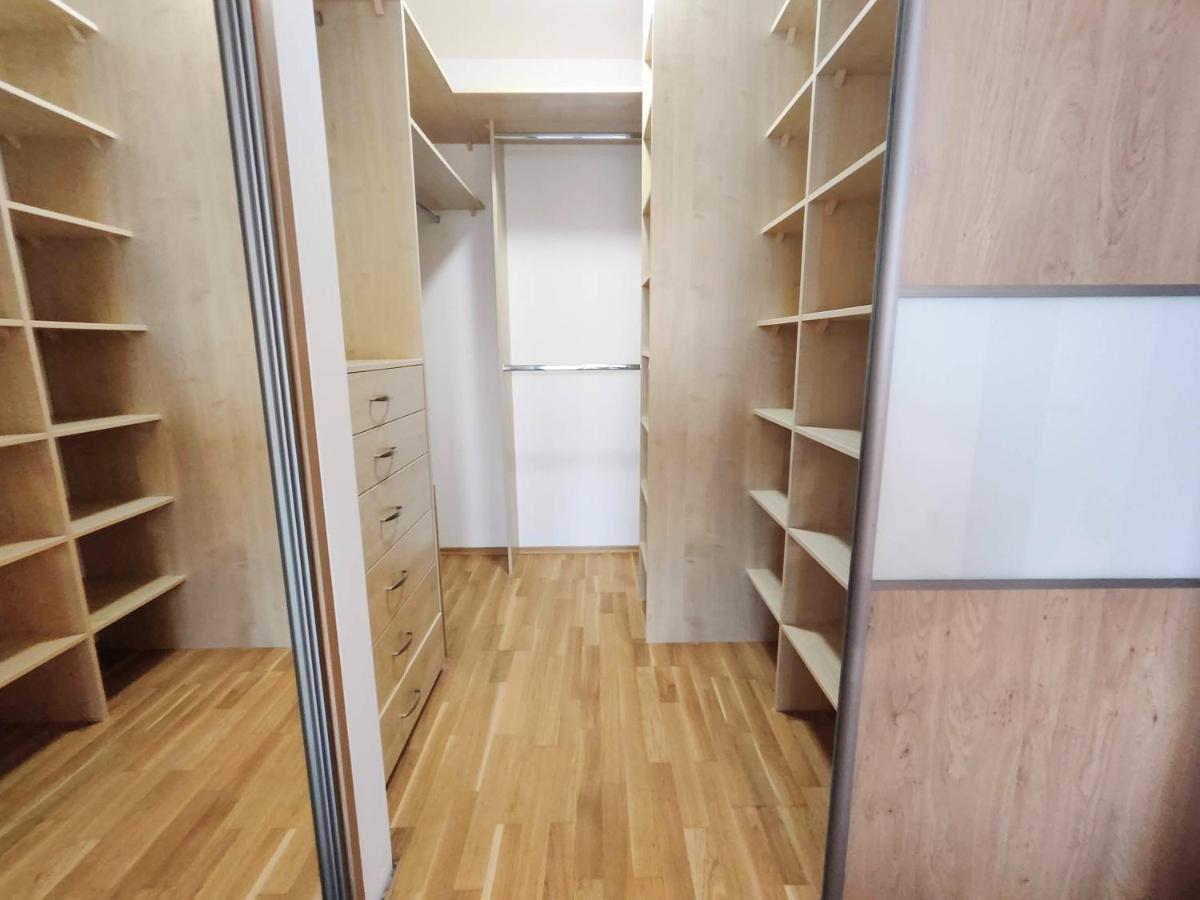 Mills - Free Parking - Balcony With View - Close To Nivy Mall *