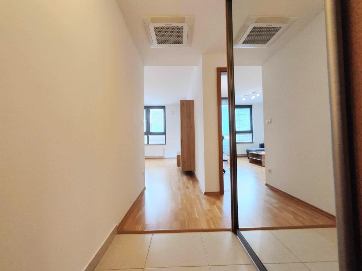 Apartment Mills - Free Parking - Balcony With View - Close To Nivy Mall