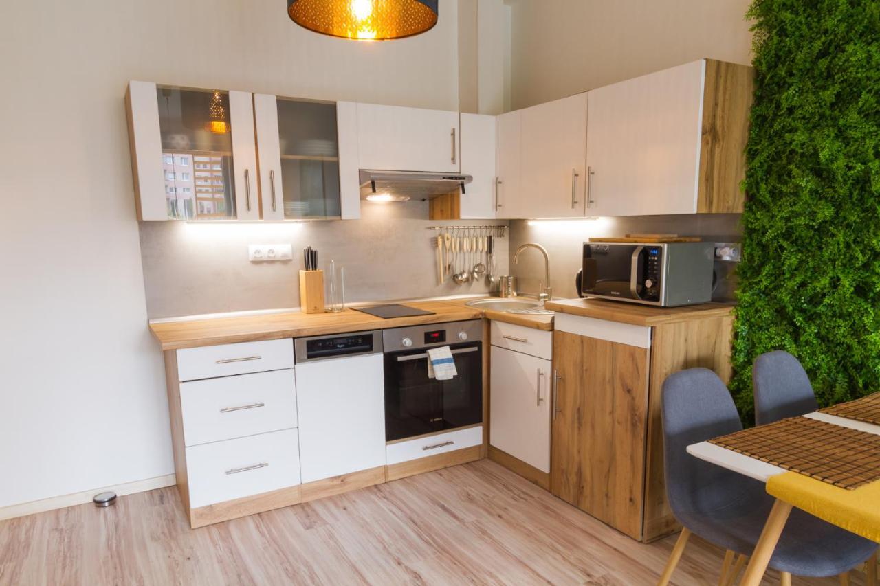 Apartment Spacy Modern Near Hockey Stadium