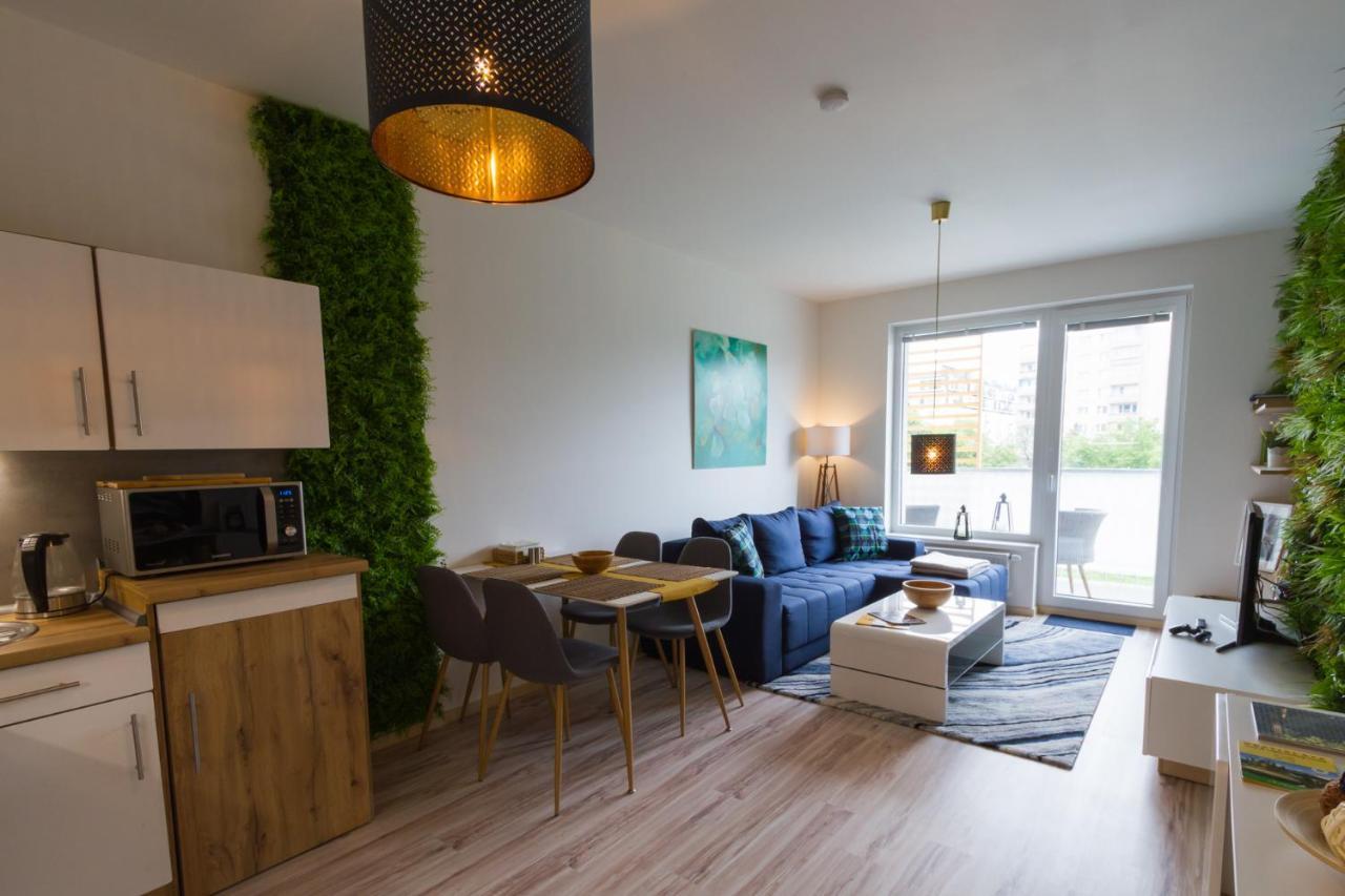 Apartment Spacy Modern Near Hockey Stadium Bratislava