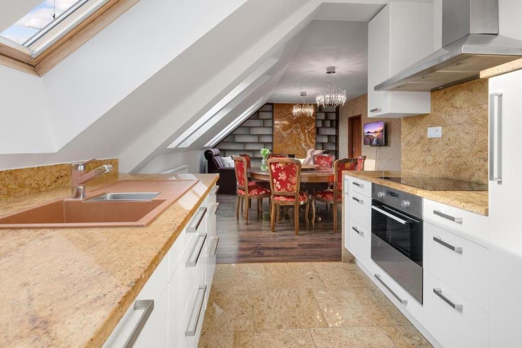 Apartment S Terasou Bratislava