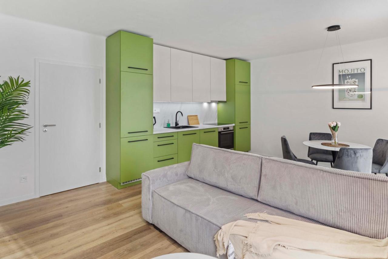 2 Bedroom Steps To Nivy Station Bratislava