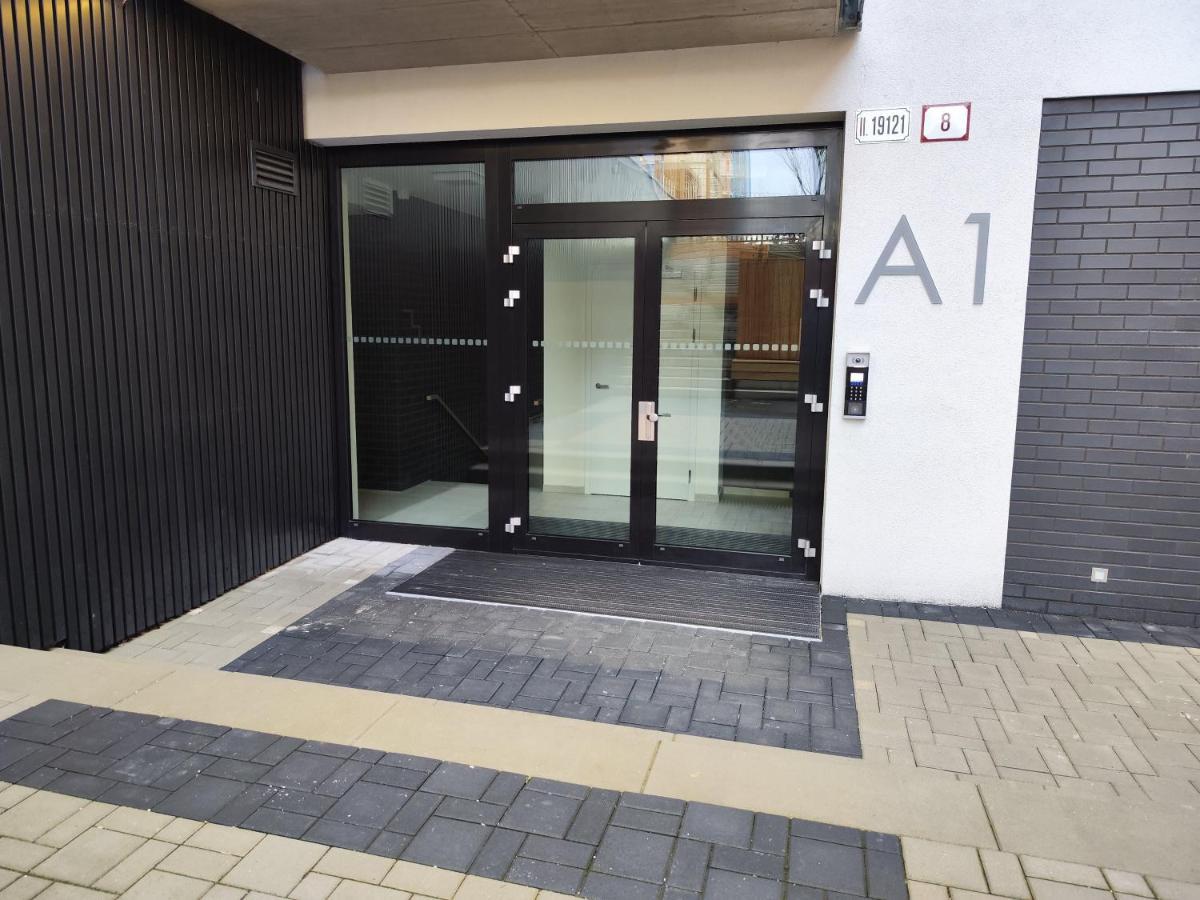 Yarn - Brand New - Free Parking - Balcony With View - Shopping Mall * Bratislava
