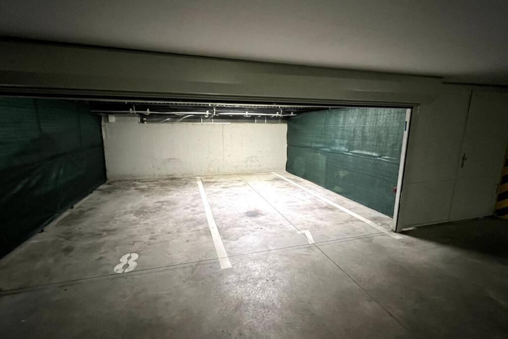 Apartment Lake Apartment, 2x Free Garage, 10 Mins To Centre