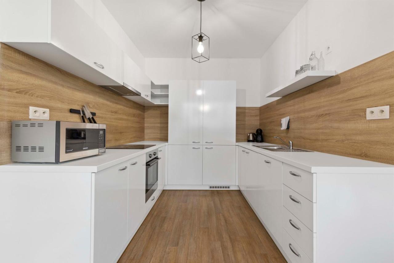 Lam Moon - Ac - Terrace Apartment