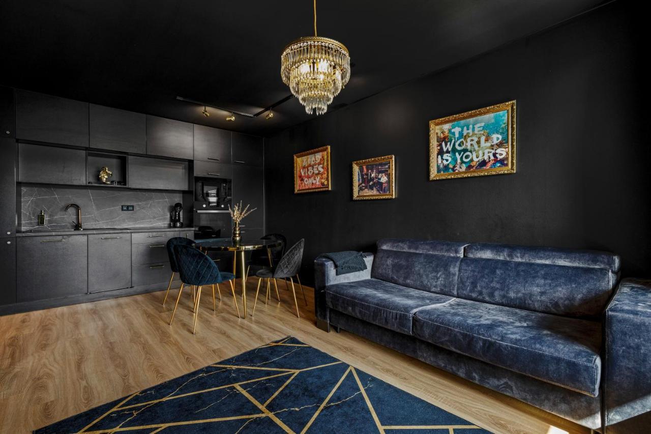 Lam Black - Ac - Balcony Apartamento Bratislava