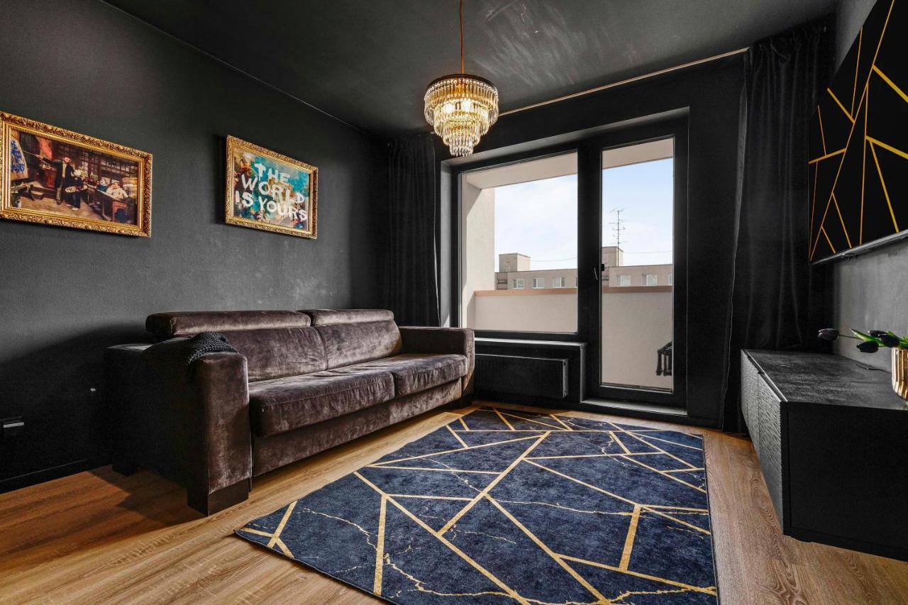 Lam Black - Ac - Balcony Bratislava