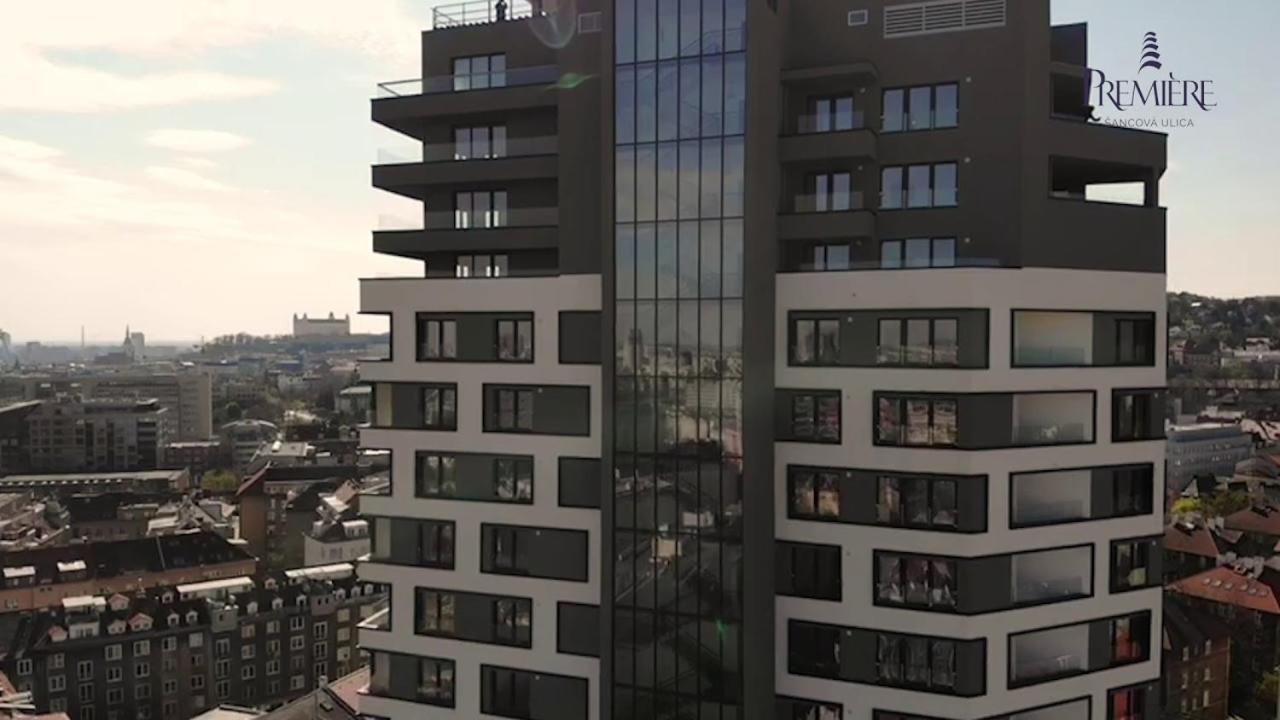 2 Apartment, With A View Of The Castle * Bratislava