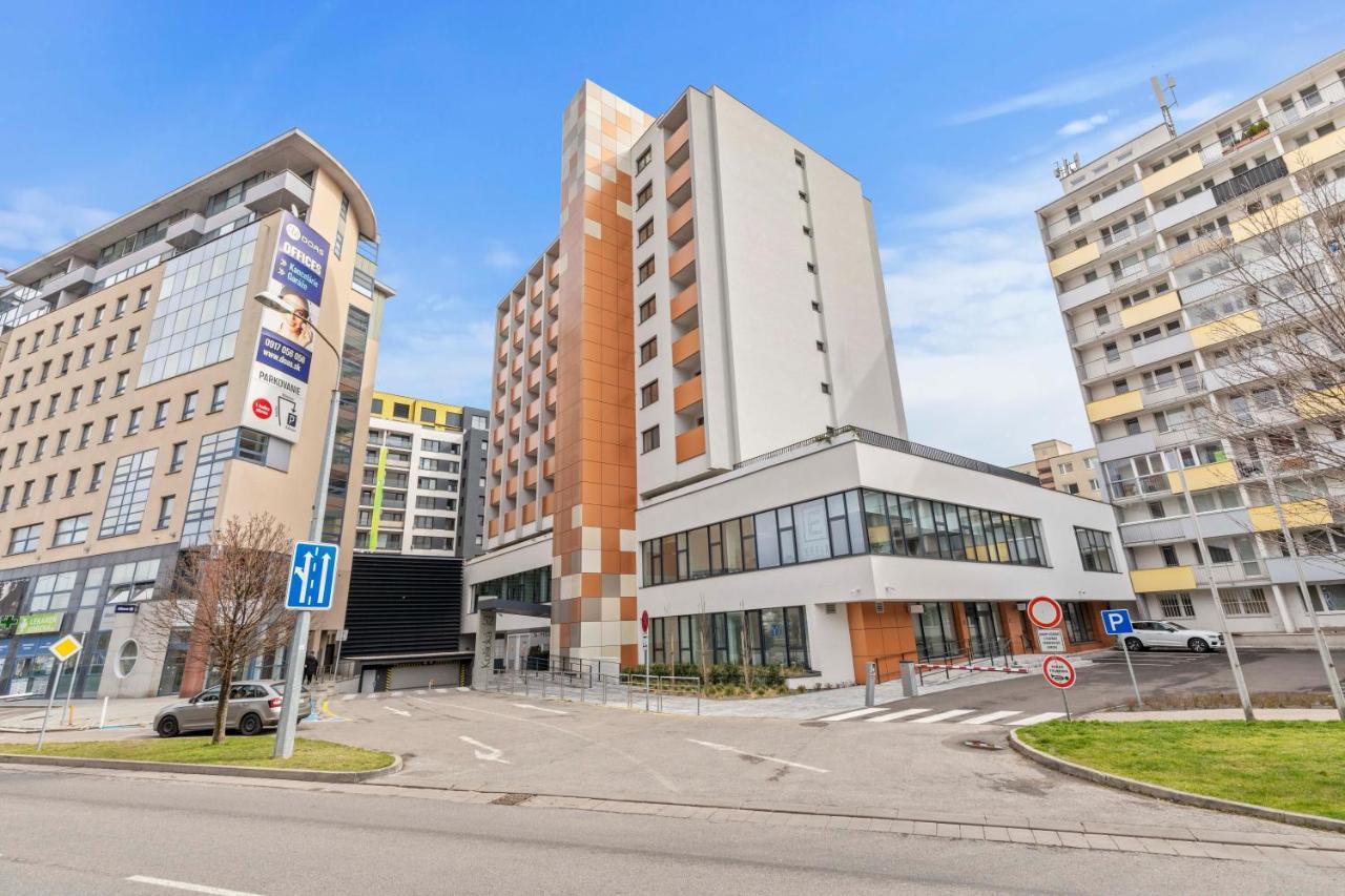 Lam - Ac -balcony Apartment Bratislava