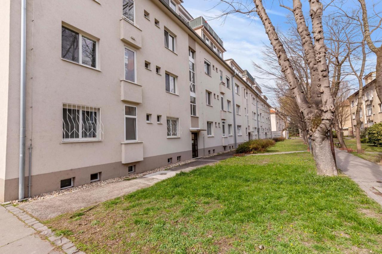 Cosy 10 Min Center Apartment Bratislava