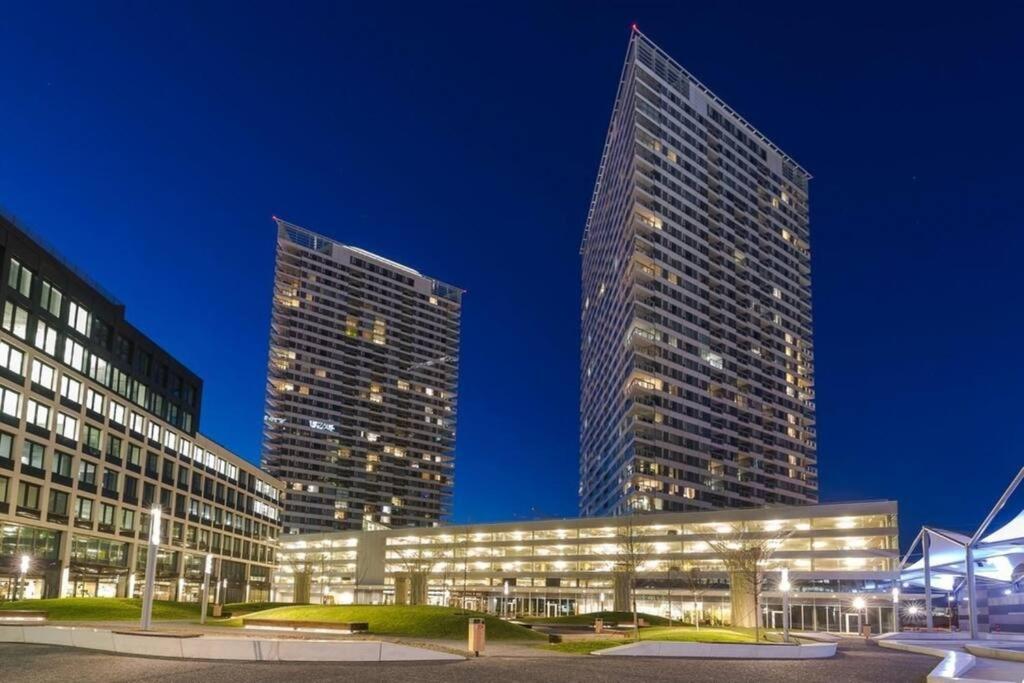 3 Apartment, Terrace, New Building, Old Apartment