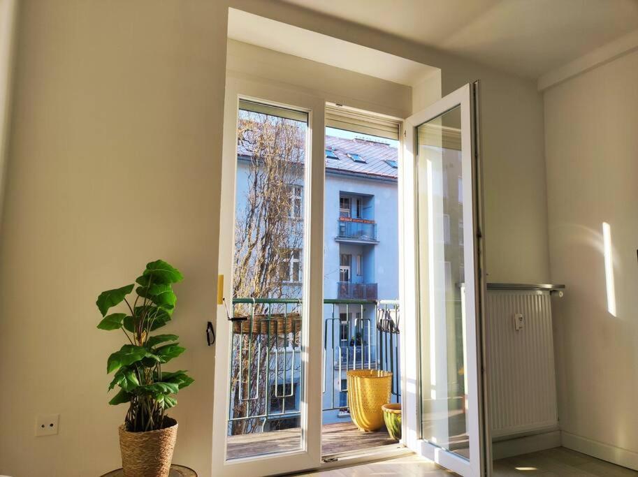 Design In Center Apartment