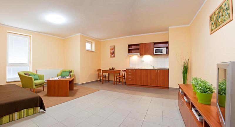 My Aparthotel 3*
