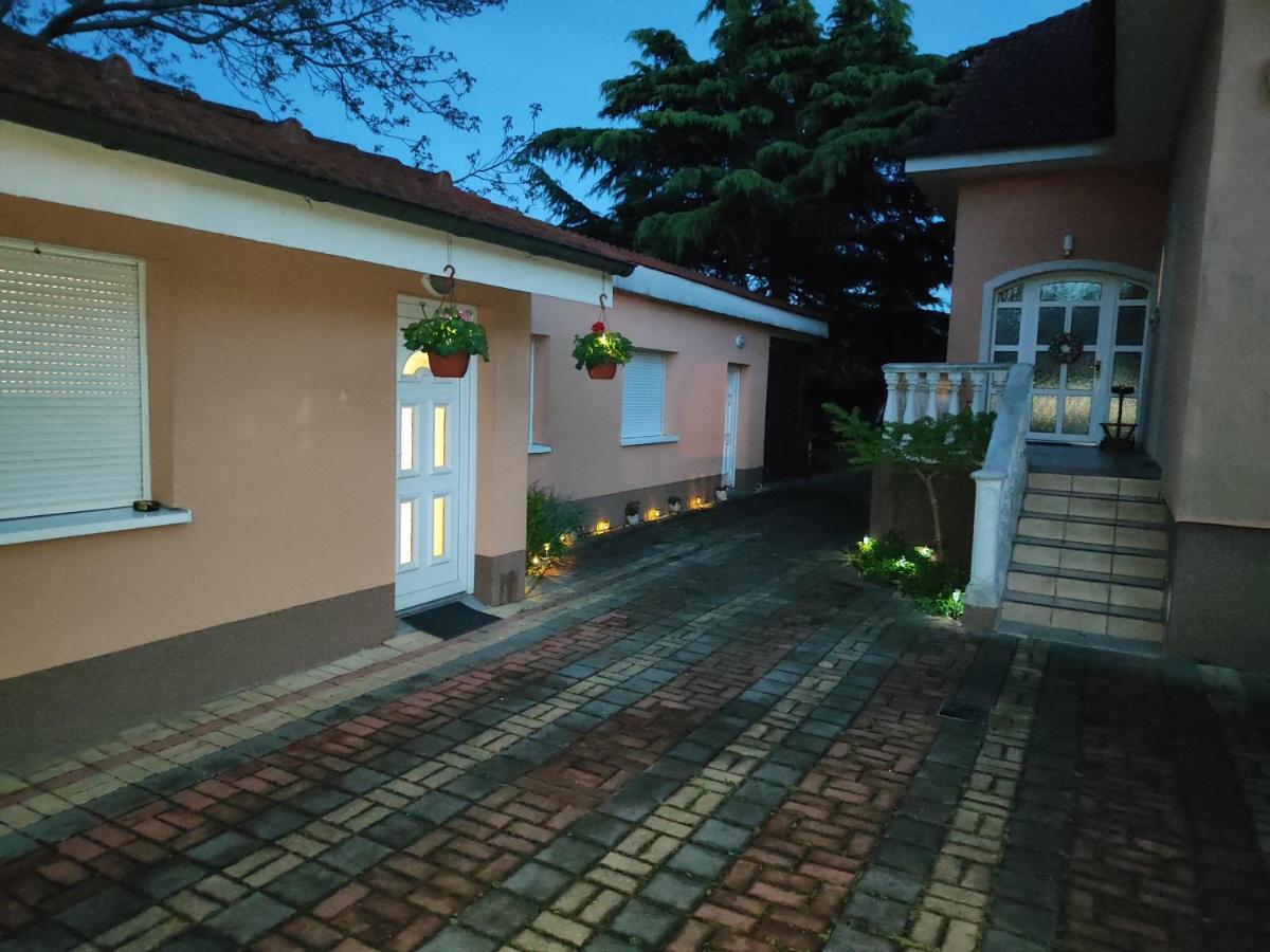 Apartmán Domov Carlotka Bratislava