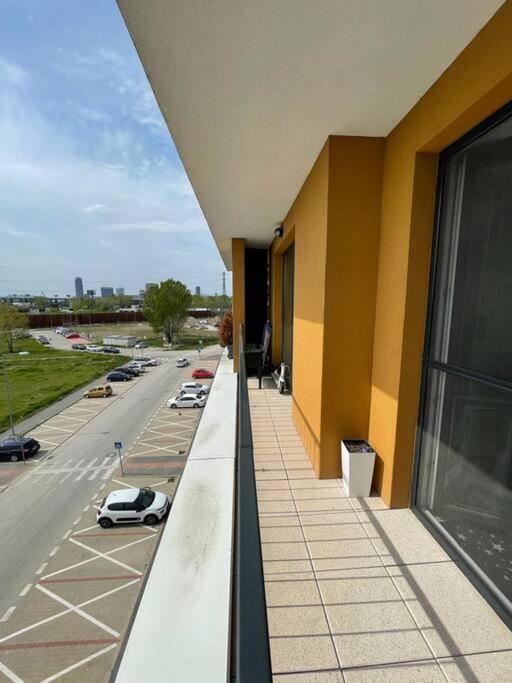 Apartment Live The Urban Life Bratislava