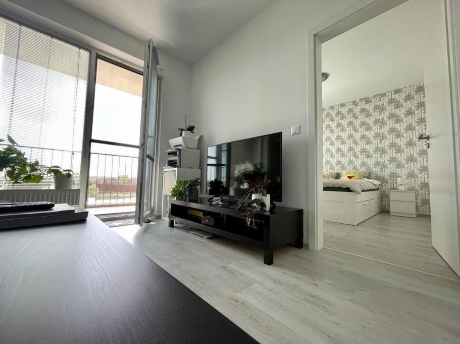 Live The Urban Life Apartment Bratislava