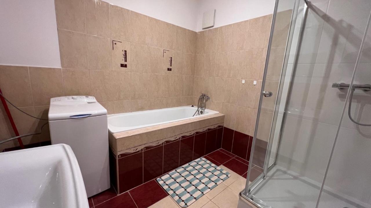 2 Apartment, Near Oc Galeria, Petrzalka *