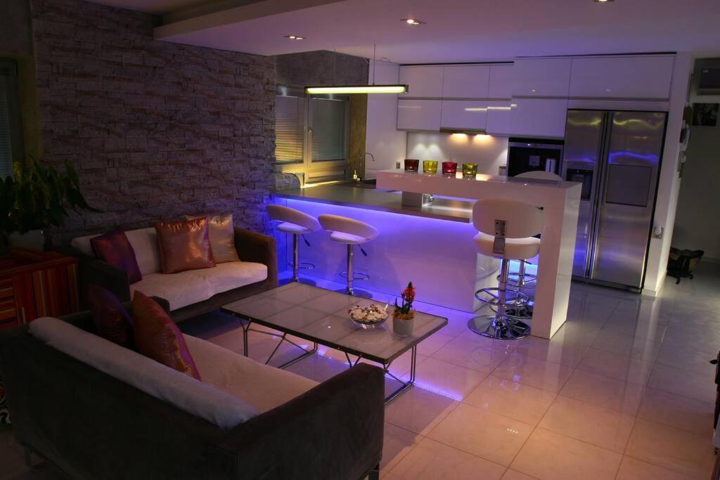 Life - Luxury In The Old Town. Bratislava