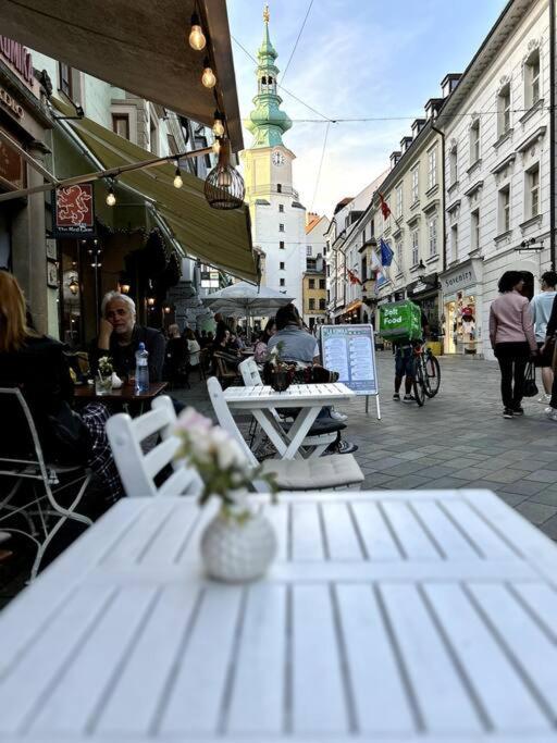 Luxurious And Royal In The Old Town Bratislava