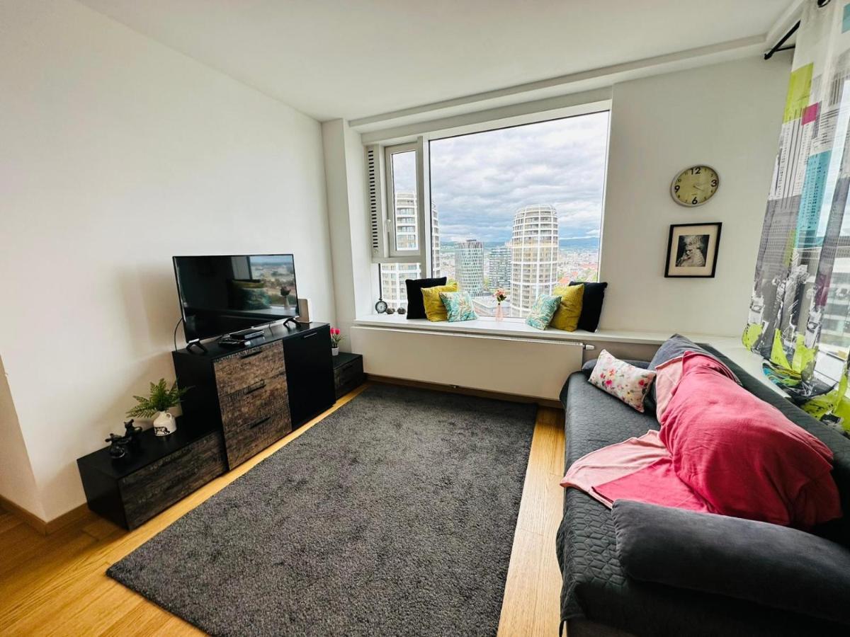In Panorama On 25th Floor - Amazing View Close To Old Town *