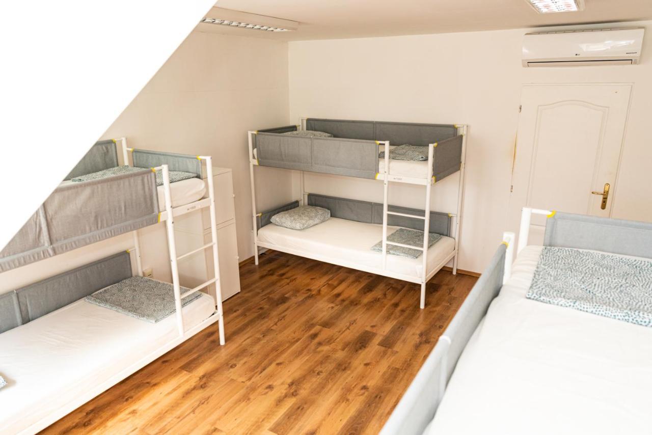Hostel Wild Elephants Bratislava