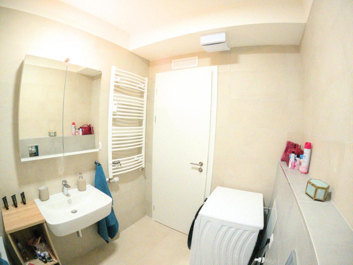 Apartment Brand New By Hockey Stadium Bratislava