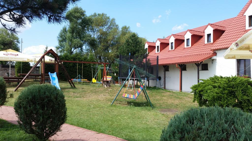 Hotel Carpatia 3*