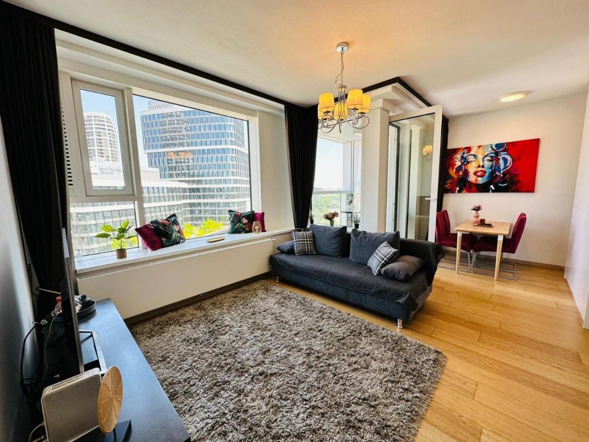 Apartments09 In New Building With Free Parking Panorama - Amazing View Close To Old Town Apartment Bratislava