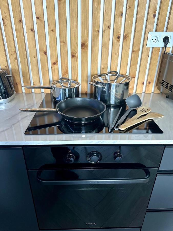 Luxusny Na 21 Poschodi S Parkovanim Zadarmo Ba Appartamento