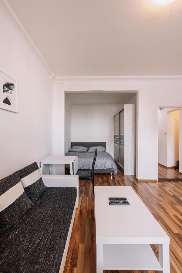 Cozy In Ruzinov Bratislava
