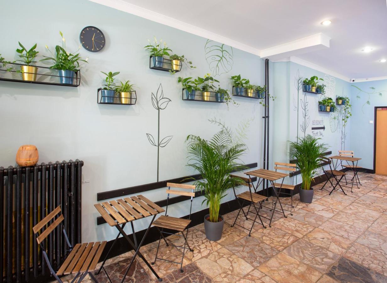 Patio Hostel