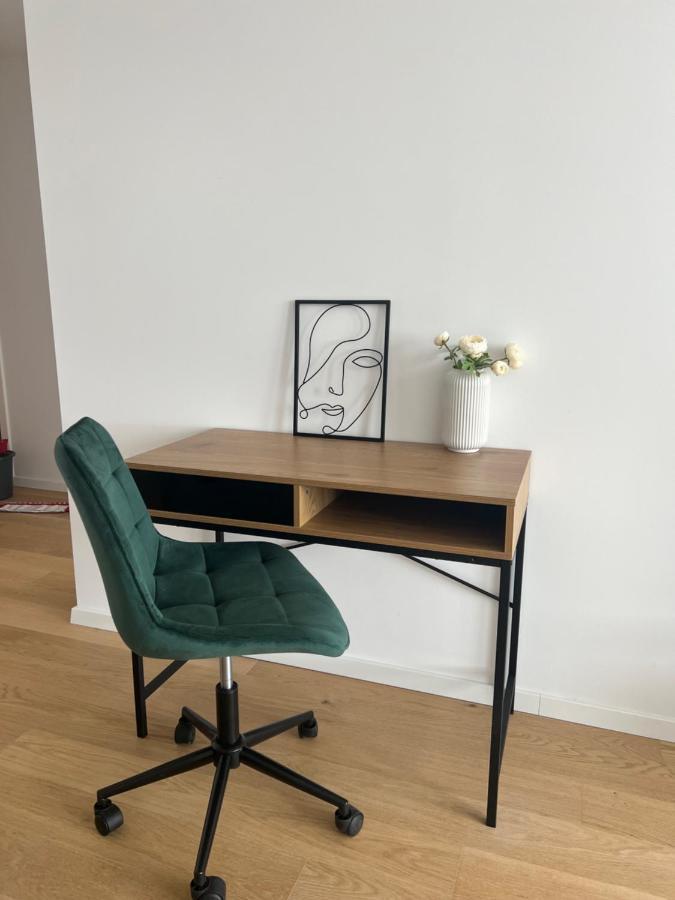 Apartment New Downtown Couple Minute From The Old Town Bratislava