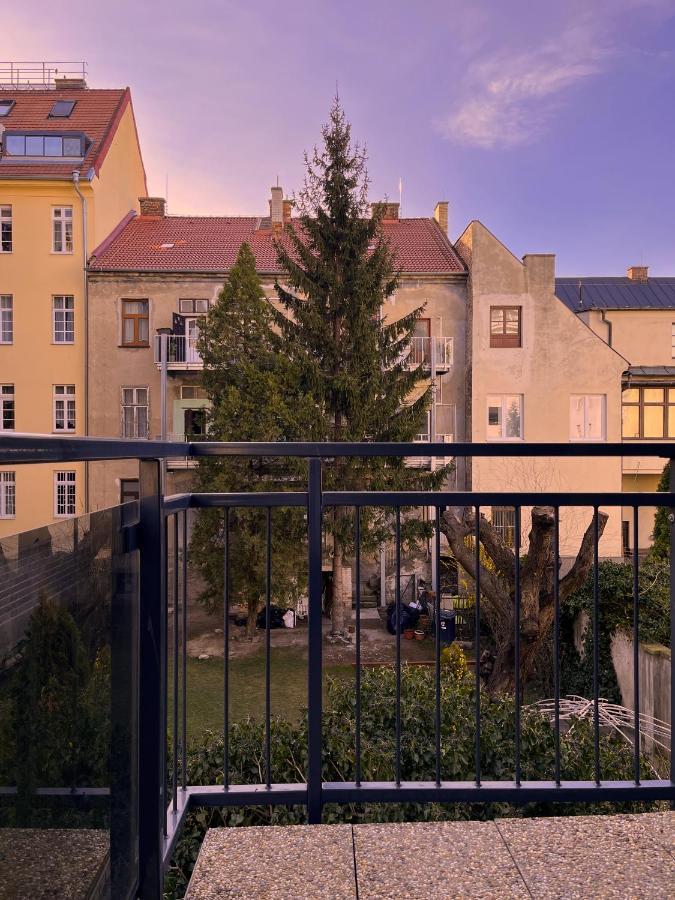 Elegant Escape I - Centre Apartment *