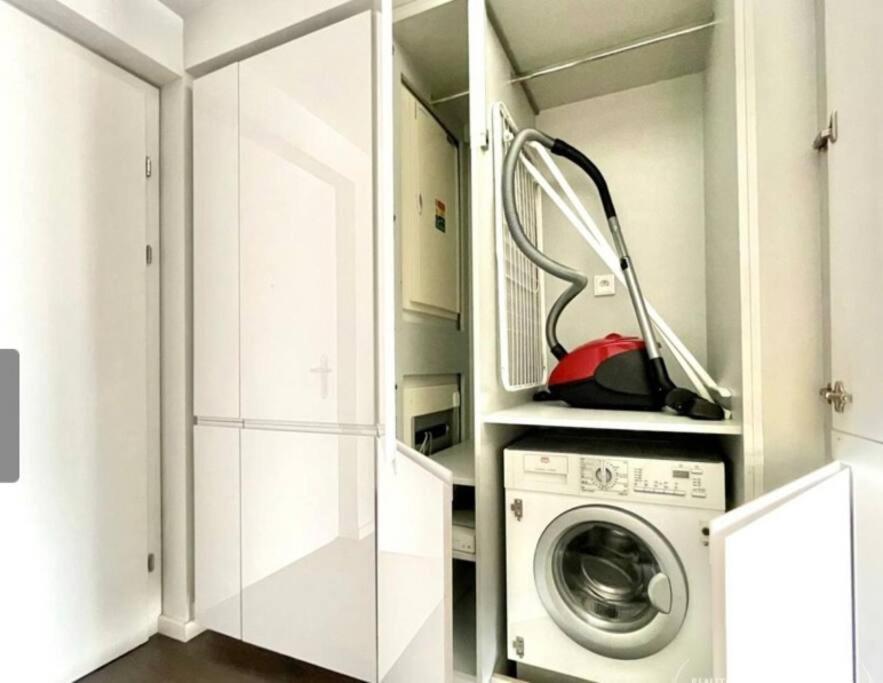 Eurovea Cozy Studio Apartment *