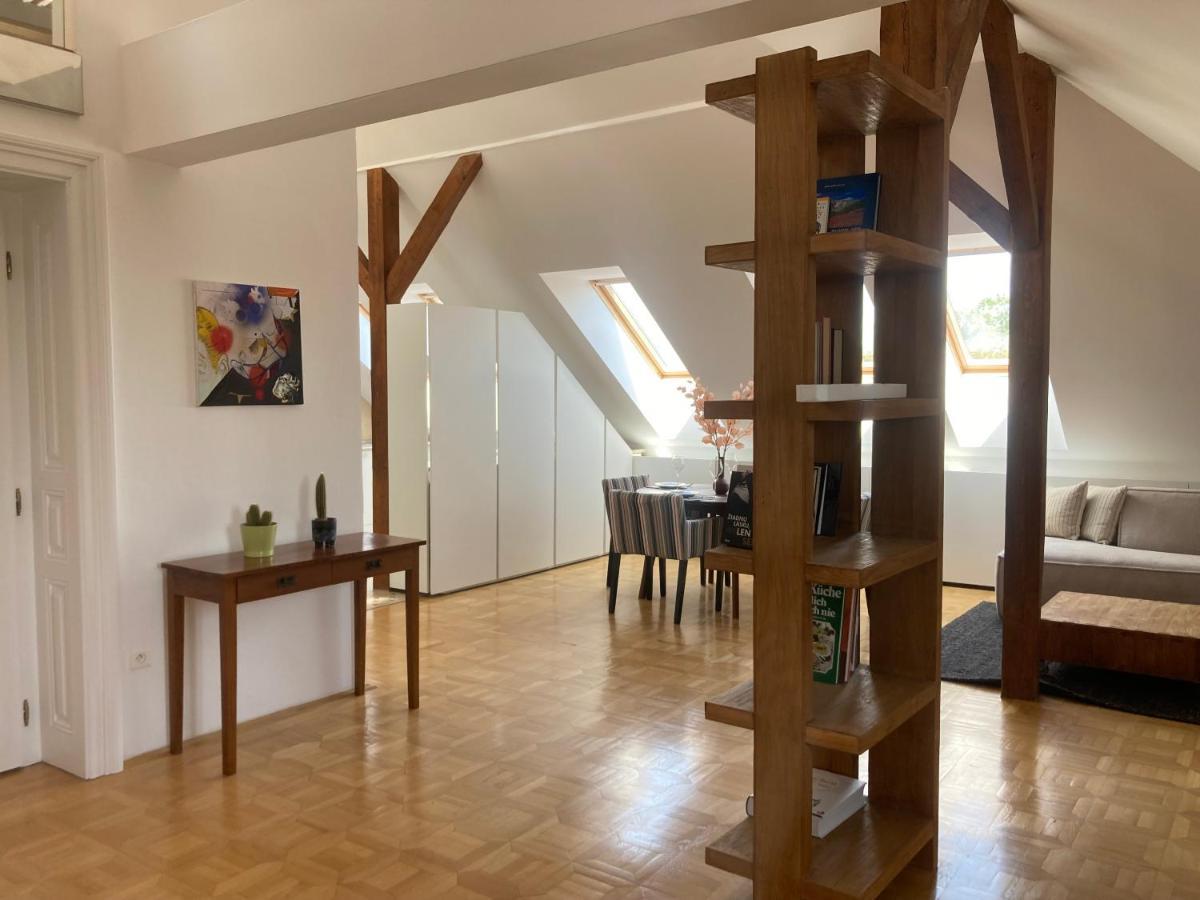 Vynimocny Apartman V Staromestskej Vile S Vyhladom Na Hrad Apartment Bratislava
