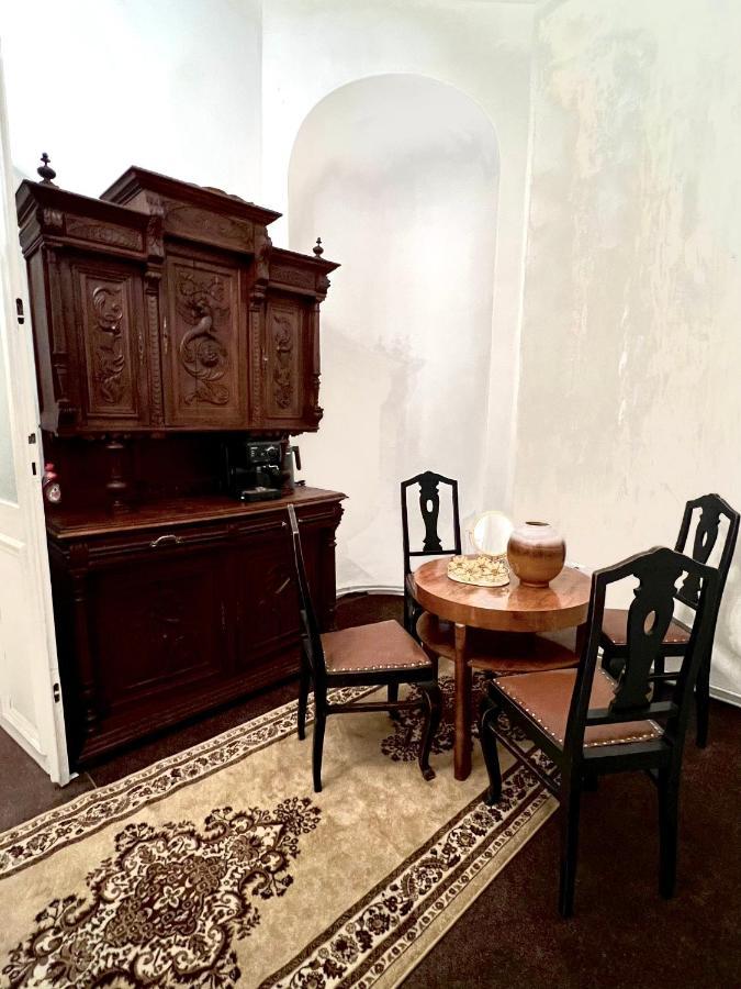 Csaky Palace Apartment Bratislava