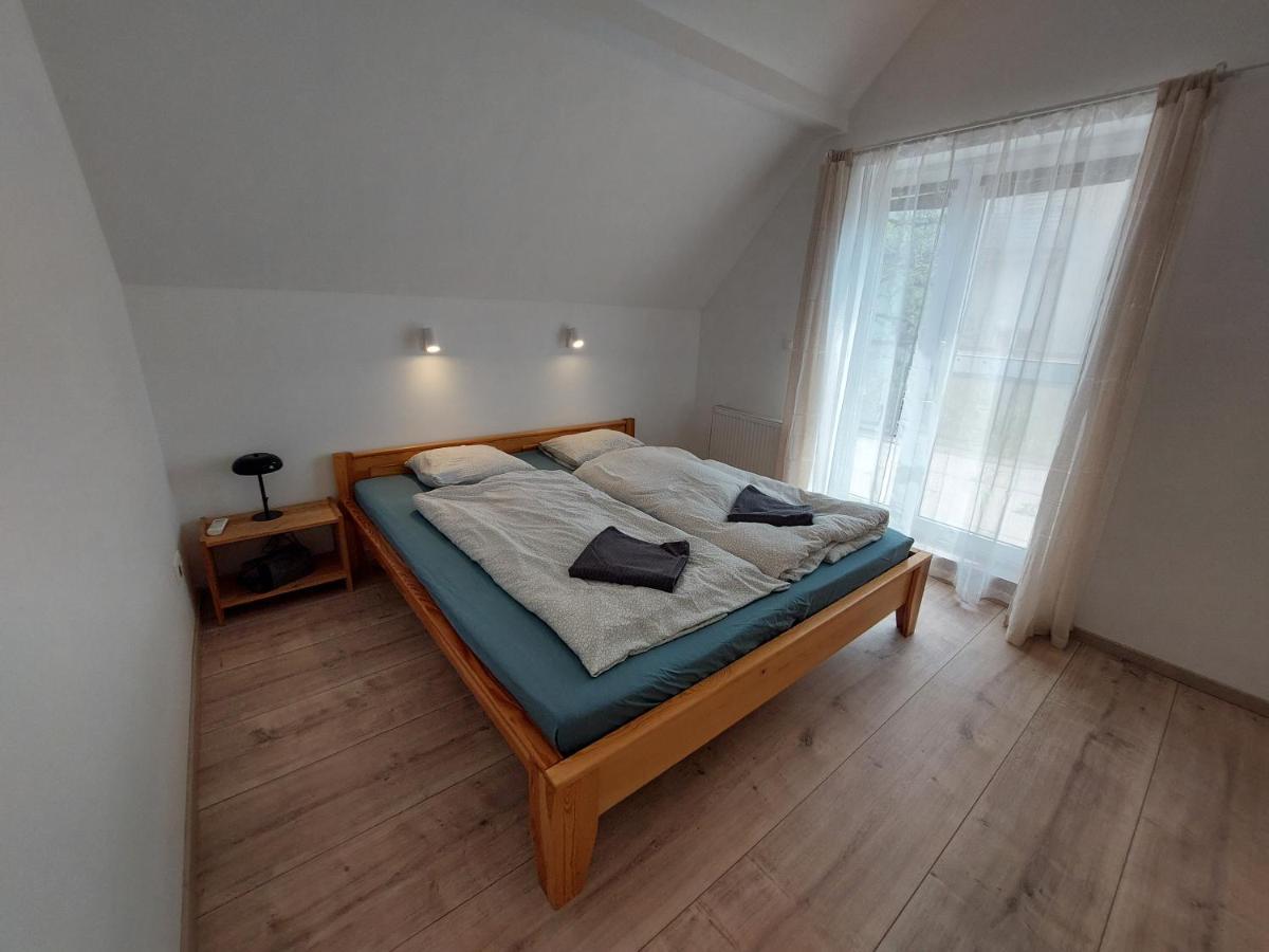 Utulny V 4 Apartment