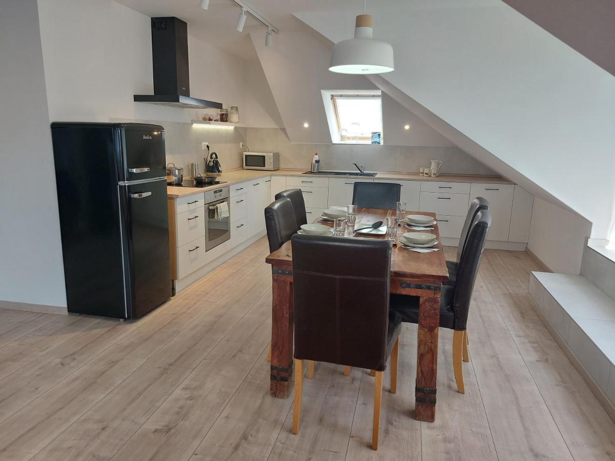 Utulny V 4 * Pressburg