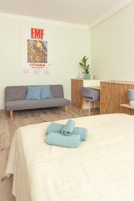Vysoka Emf/stp Apartment Bratislava