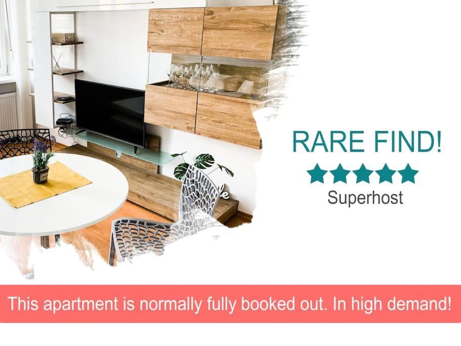 Apartment Gorgeous Center In With Free Parking